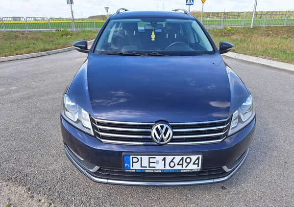 Volkswagen Passat cena 35500 przebieg: 250000, rok produkcji 2014 z Skórcz małe 172